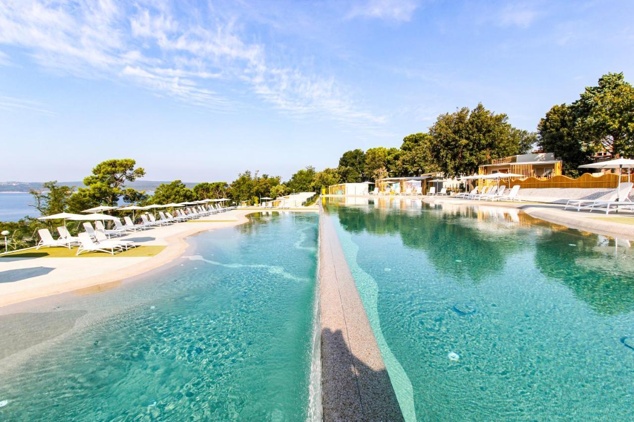 Mobile Homes Selce Bagian luar foto